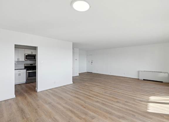 Living And Kitchen View at Stratford at Southern Towers, Virginia, 22311