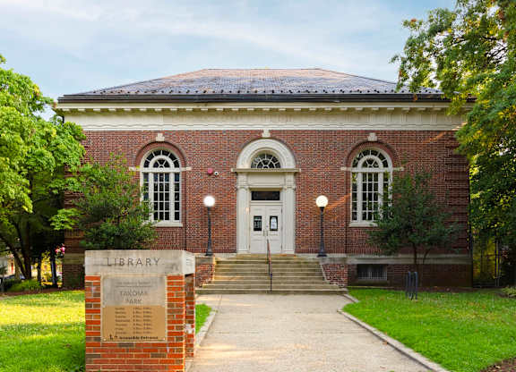 Courtyard at The Vale at the Parks, Washington District of Columbia  