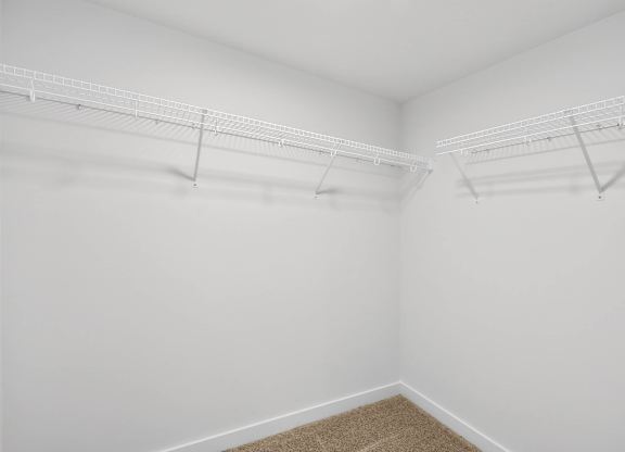Walk In Closet at Victory Northgate Apartments, Seattle, WA
