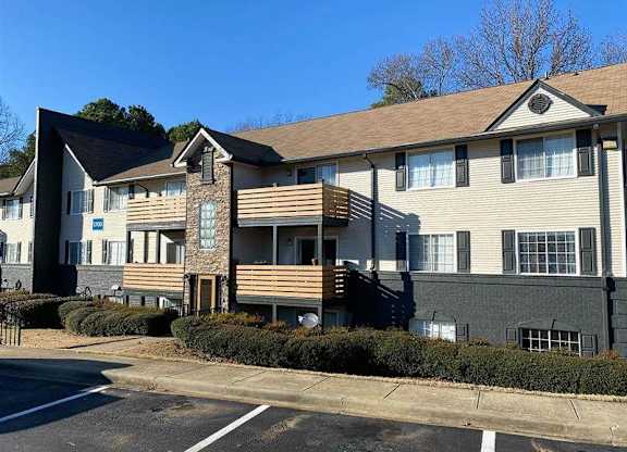 Exterior View at Latitude at Riverchase, Hoover