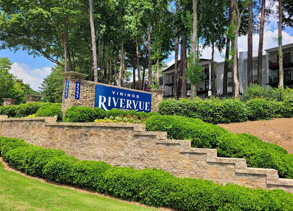 Monument Signage at Vinings RiverVue, Atlanta