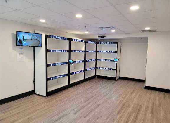 Package Deliver Area at Vinings RiverVue, Atlanta