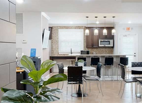 Eat In Kitchen at Vinings RiverVue, Atlanta, 30339