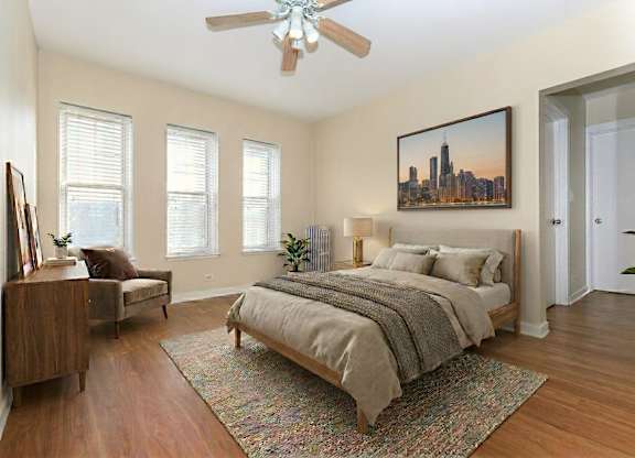 Bedroom at Sheridan Park, Chicago, 60640