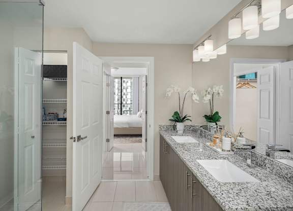 Luxurious Bathroom at Palma, Doral