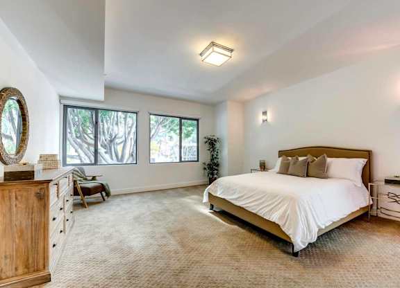 Gorgeous Bedroom at Catania, Pasadena, CA