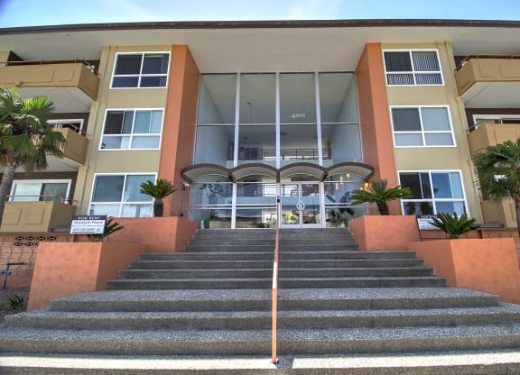 Entrance at Madison Place, San Mateo, 94403