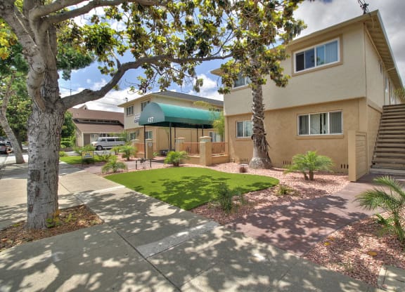 Building exterior at South Mary Place, Sunnyvale, 94086