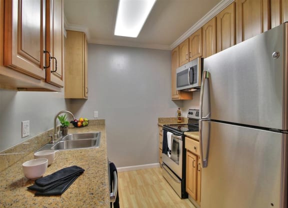 Granite Countertop Kitchen at Maison Massol, Los Gatos, CA