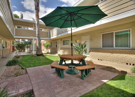 Outdoor sitting area at Sunnyvale Court, Sunnyvale, CA, 94085