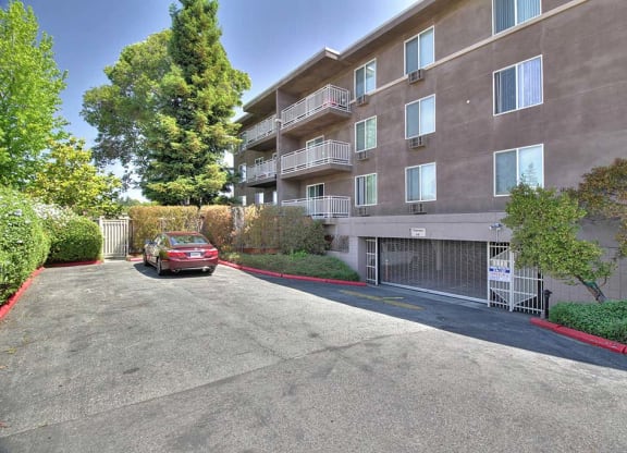 Car parking available at The Luxe, Santa Clara, CA, 95051
