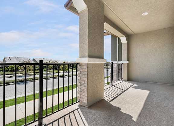 the preserve at ballantyne commons balcony with view of river