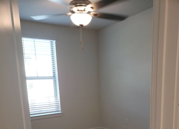 Sydney Trace Apartments Bedroom