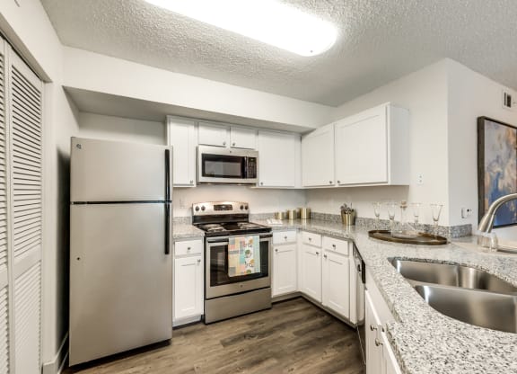 Bahia Cove Apartments Model Kitchen