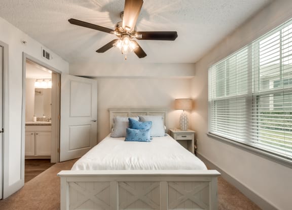 Bahia Cove Apartments Model Bedroom