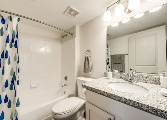 Bahia Cove Apartments Model Bathroom