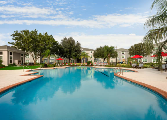 Bahia Cove Apartments Swimming Pool