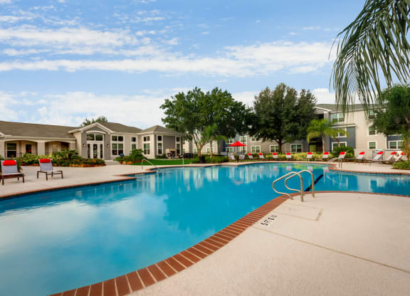 Bahia Cove Apartments Swimming Pool