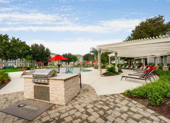 Bahia Cove Apartments Outdoor Summer Kitchen