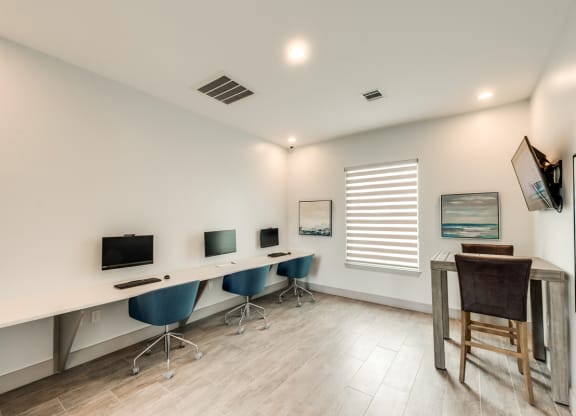 Bahia Cove Apartments Computer Lab