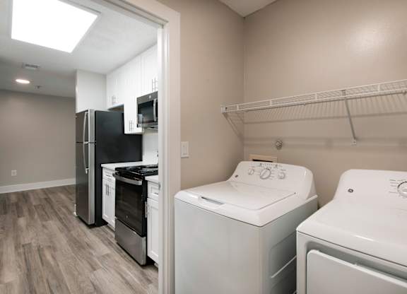 Dobbins Hill laundry room