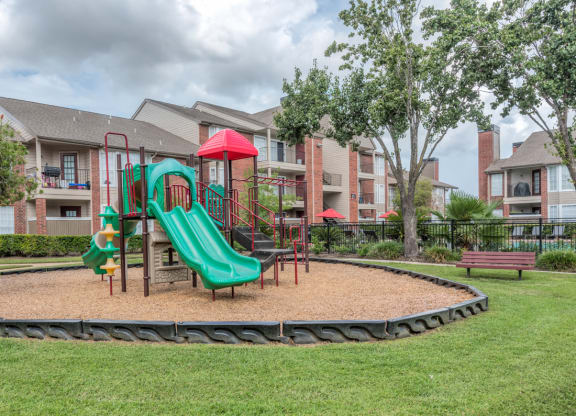 Parque at Bellaire Playground