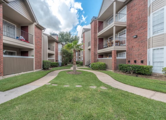 Parque at Bellaire Exterior