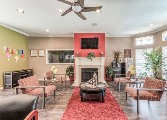 Parque at Bellaire Leasing Office
