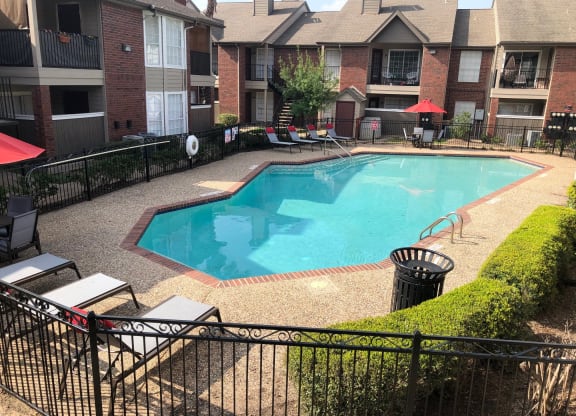 Parque at Bellaire Pool with Sundeck