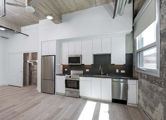 Living room open with kitchen