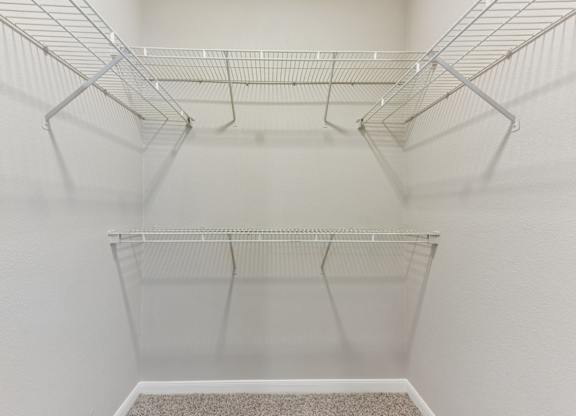 Closet View at Sonterra Apartment Homes, Texas