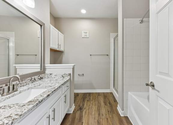 Bathroom With Bathtub at Sonterra Apartment Homes, Austin, TX