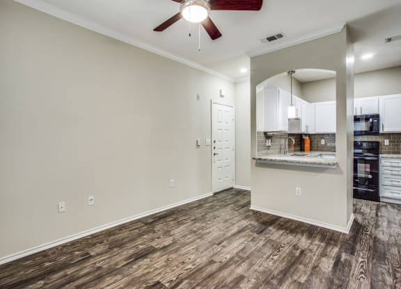 Kitchen Unit at The Canyons Apartments, Fort Worth, 76116