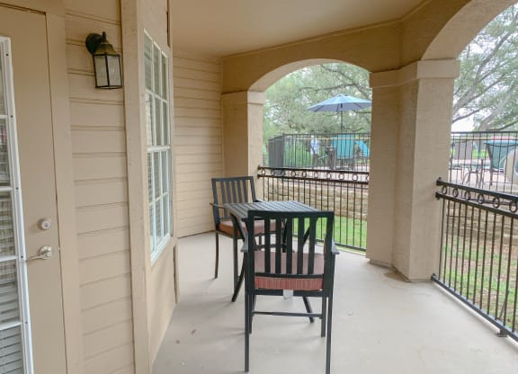 Large Patios/Balconies
