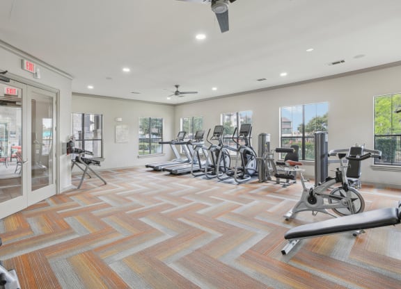 the gym at the preserve apartments