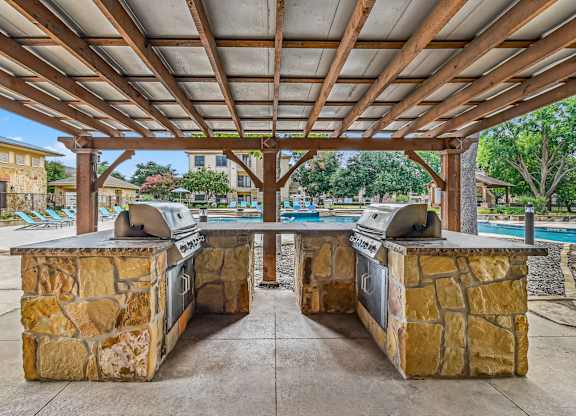 Outdoor Grill Stations at The Canyons Apartments, Fort Worth, TX