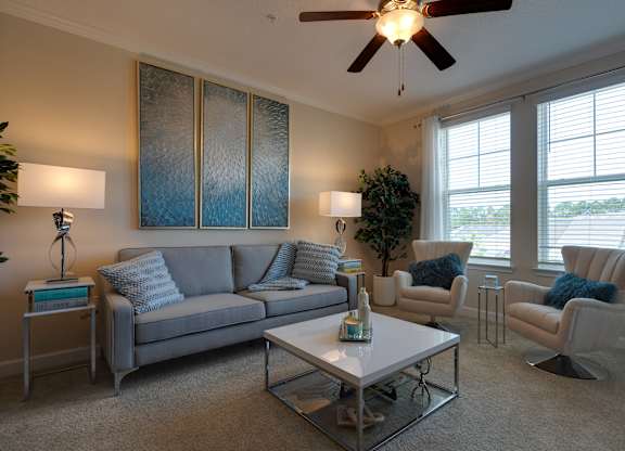Living Area with a Ceiling Fan at The Oasis at Town Center Apartments, Florida, 32246