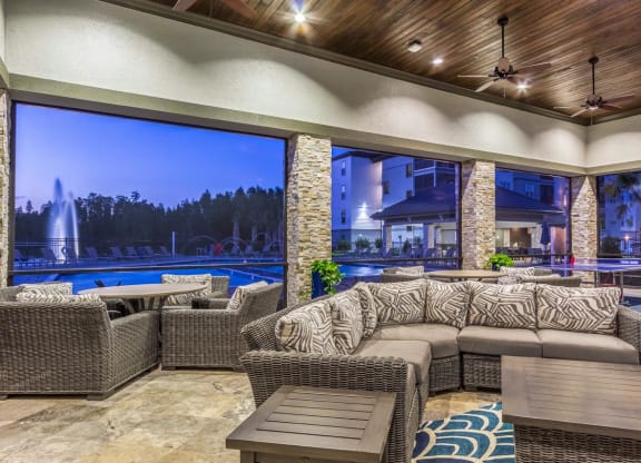 Resident Lounge at The Oasis at Highwoods Preserve, Tampa, Florida