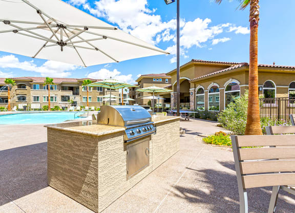 BBQ outside at The View at Horizon Ridge, Henderson, 89012