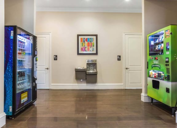 Brandon Vending Machine at The Oasis at Brandon, Riverview