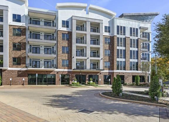 exterior view of Allusion at West University, Houston, TX