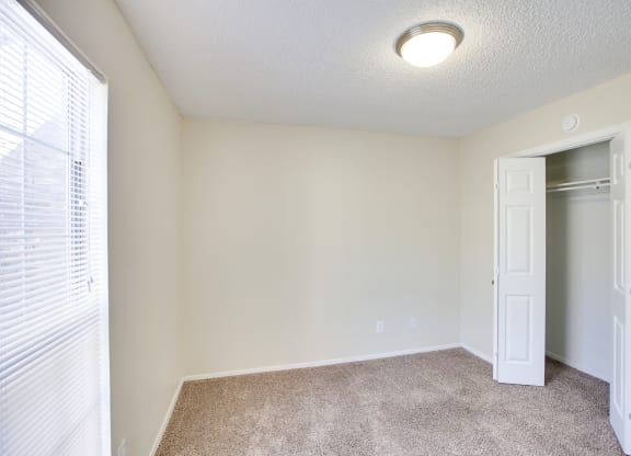 Bedroom 5 at Oaks of Denton in Denton, TX