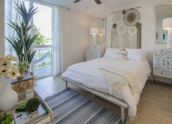 Bedroom with bed at Blue Lagoon 7, Miami, FL, 33126
