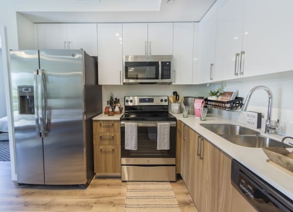 Fully Equipped Kitchen With Modern Appliances at Bay Village1, Palmetto Bay, Florida