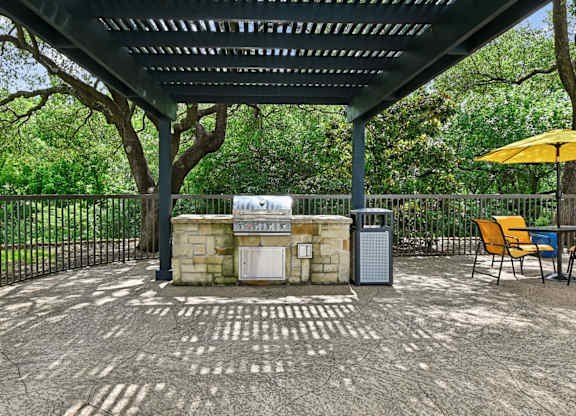 Grilling Station at Chisholm Place in Plano, TX