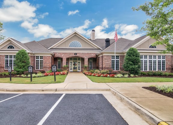 Leasing Office Exterior at Ultris Courthouse Square Apartment Homes in Stafford, Virginia, VA