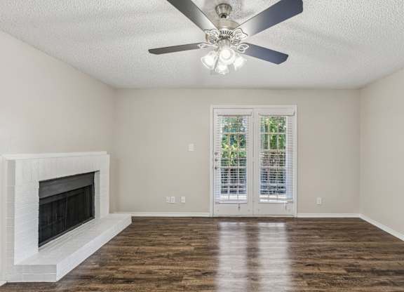 Camino del Sol in Dallas TX Madrid Living Room