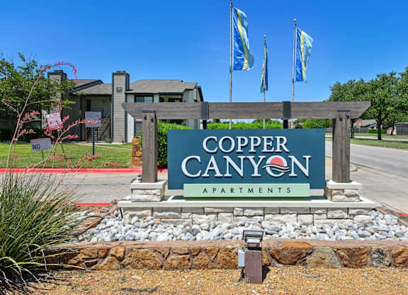 Copper Canyon Apartments in Bedford, TX, Property Sign