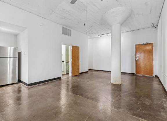 3200 Main Lofts in Dallas, TX Living Room