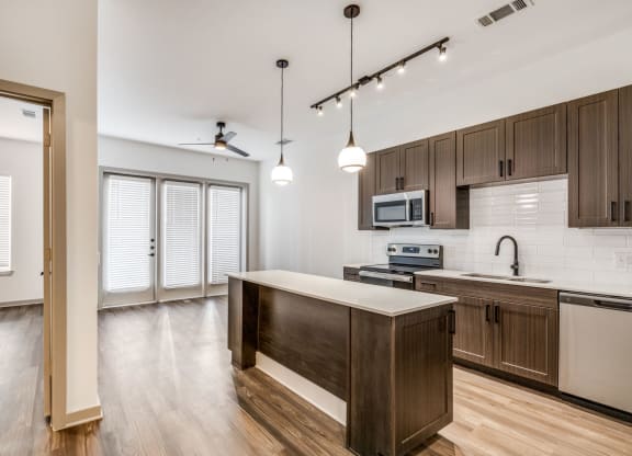 Chic Living Room Design at Era Apartment in Denton, TX